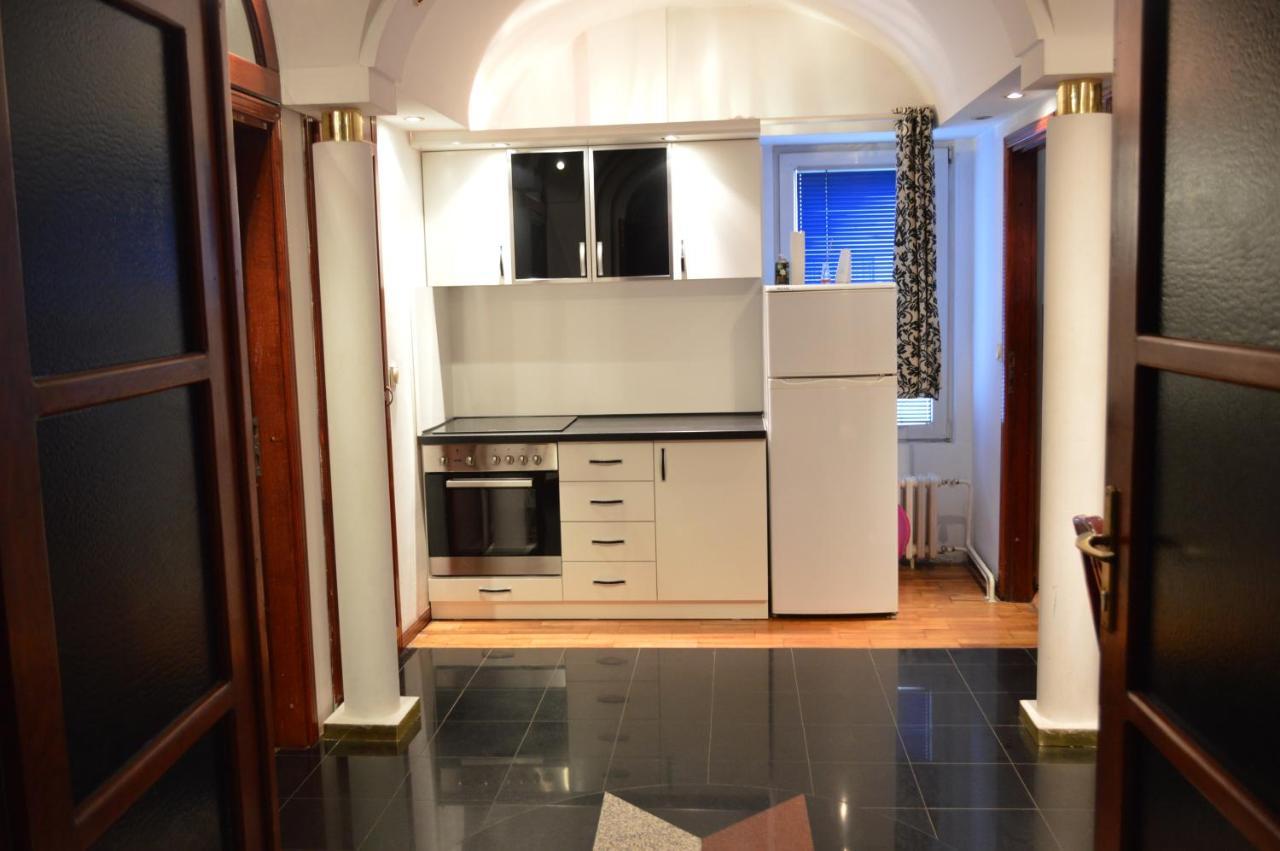 Apartment Stefanon 4 เบลเกรด ภายนอก รูปภาพ